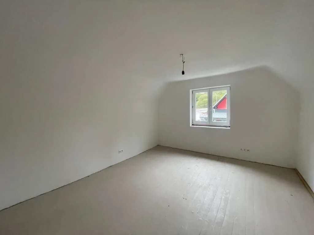 Haus kaufen in Bruck-Mürzzuschlag – 97 m², € 99.000 – Bild 8 von 11