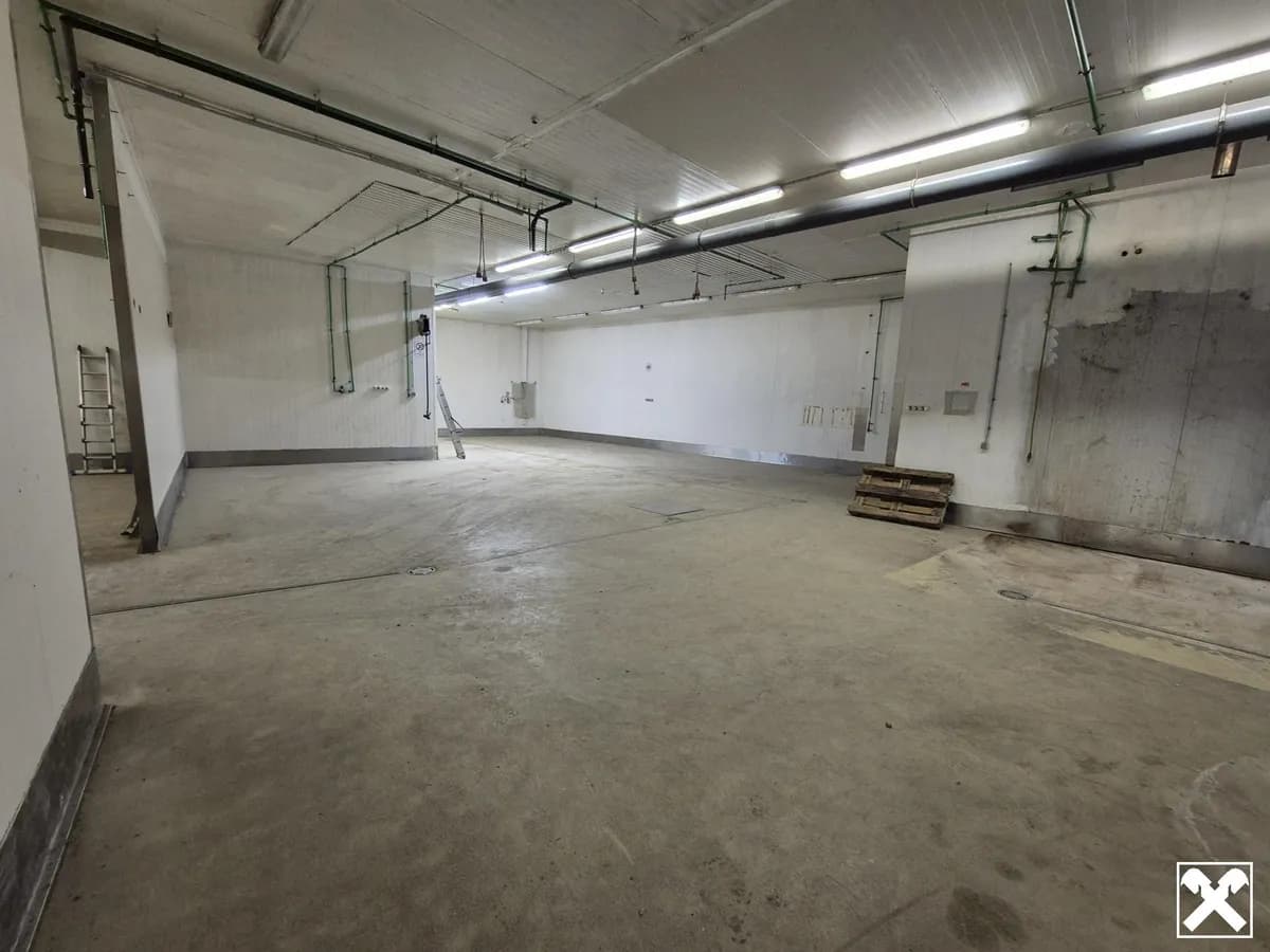 Grundstück mieten in Hollabrunn – 325 m², € 1.800