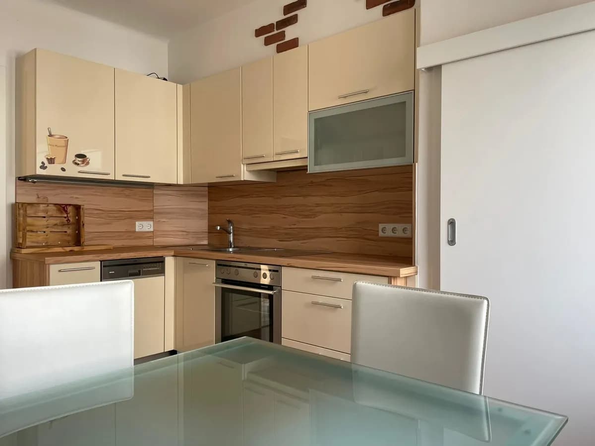 2-Zimmer-Wohnung mieten in Klagenfurt – 65 m², € 845 – Bild 2 von 9