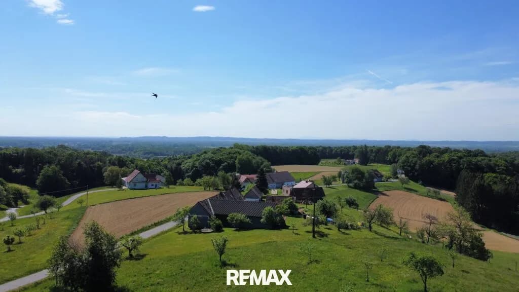 Immobilie kaufen in Südoststeiermark – 23 105 m², € 169.000 – Bild 2 von 19