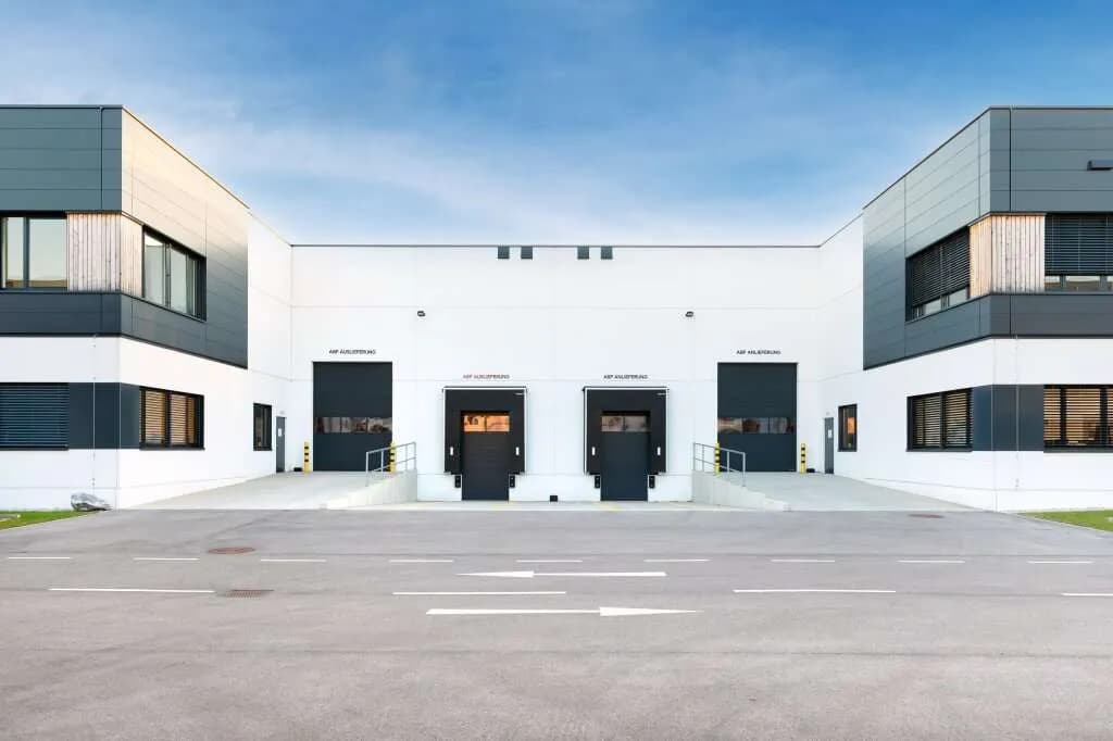Gewerbeimmobilie mieten in Wien – 1 770 m², € 20.000