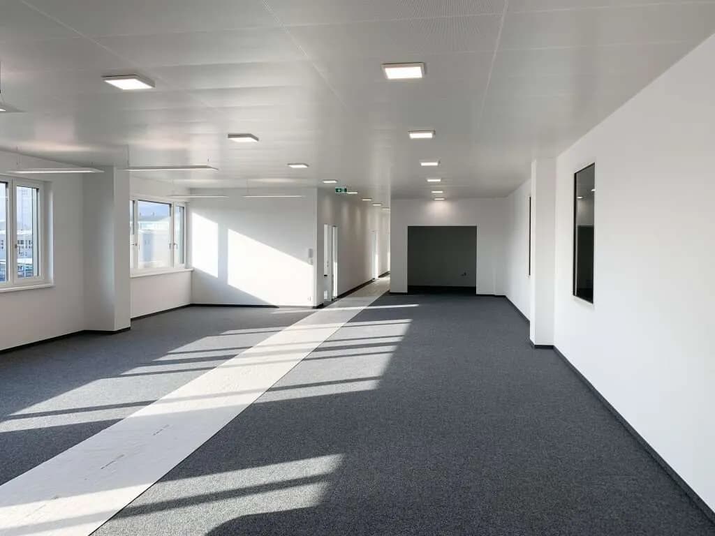 Gewerbeimmobilie mieten in Wien – 1 770 m², € 20.000 – Bild 4 von 7
