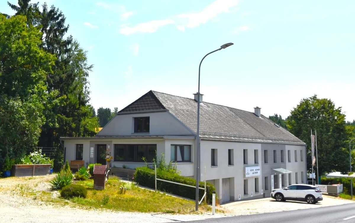 Immobilie kaufen in Amstetten – 390 m², € 370.000