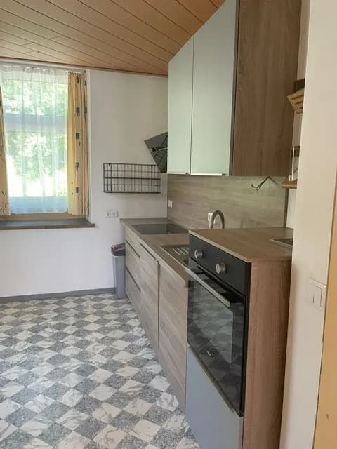3-Zimmer-Wohnung mieten in Bruck-Mürzzuschlag – 90 m², € 250