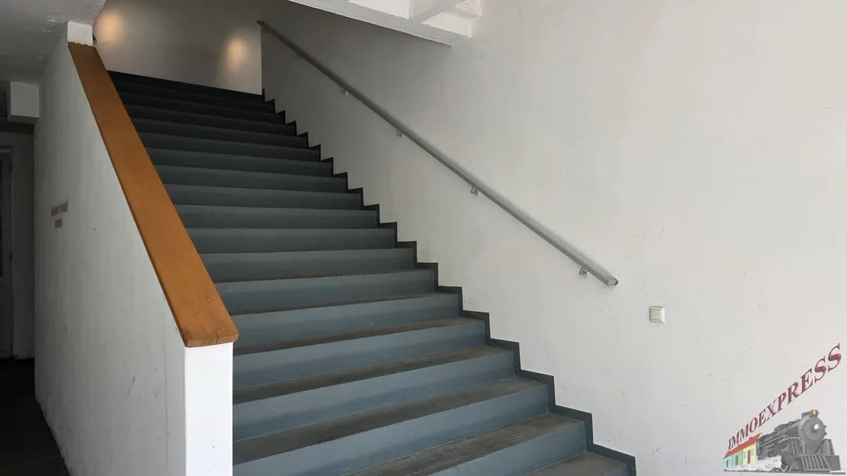 3-Zimmer-Gewerbeimmobilie mieten in Baden – 210 m², € 1.333 – Bild 3 von 11