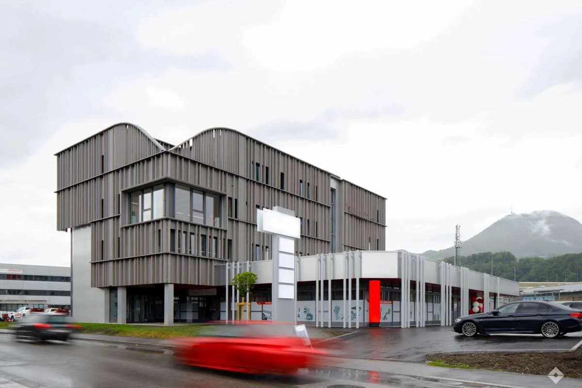 Gewerbeimmobilie mieten in Salzburg Stadt – 347 m², € 6.244 – Bild 2 von 8