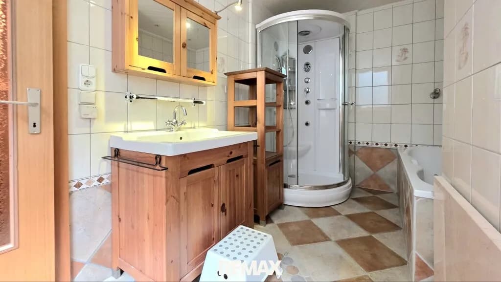 4-Zimmer-Wohnung mieten in Wien – 124 m², € 1.500 – Bild 12 von 19