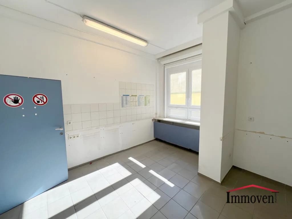 12-Zimmer-Gewerbeimmobilie mieten in Wien – 410 m², € 4.457 – Bild 28 von 32