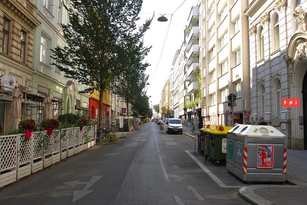 5-Zimmer-Gewerbeimmobilie mieten in Wien – 151 m², € 2.090