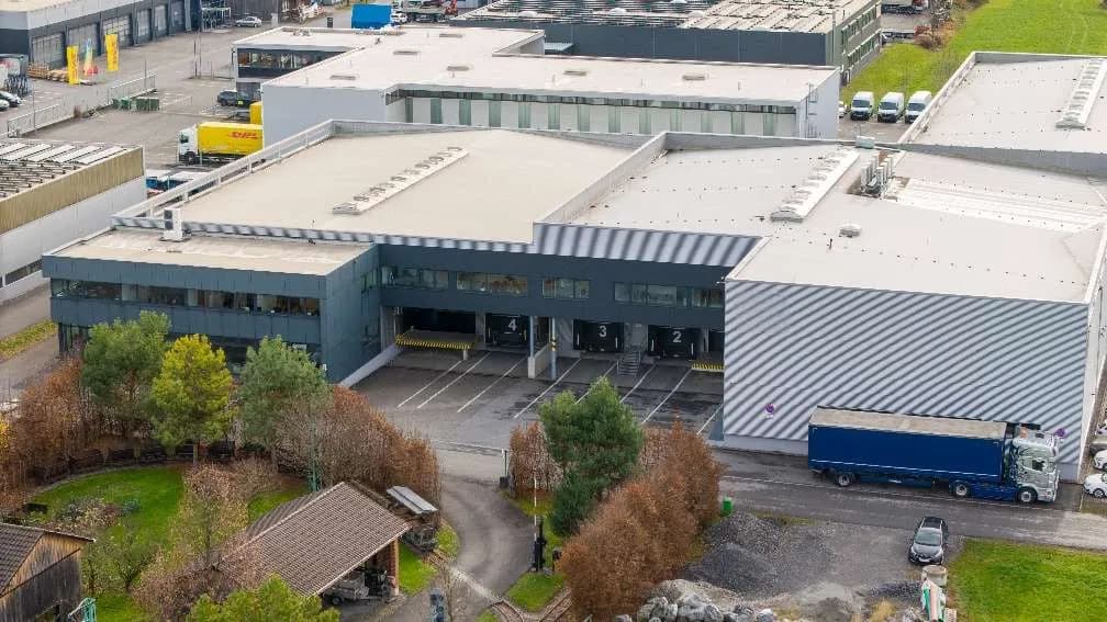Gewerbeimmobilie mieten in Feldkirch – 4 600 m² – Bild 2 von 25