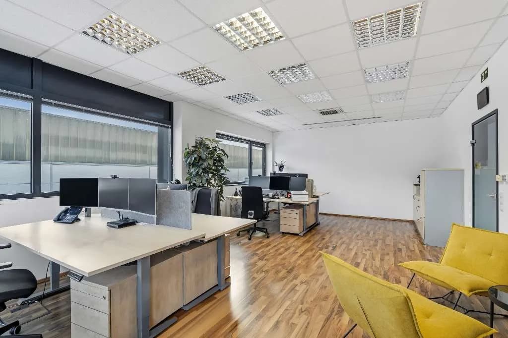 Gewerbeimmobilie mieten in Feldkirch – 4 600 m² – Bild 19 von 25