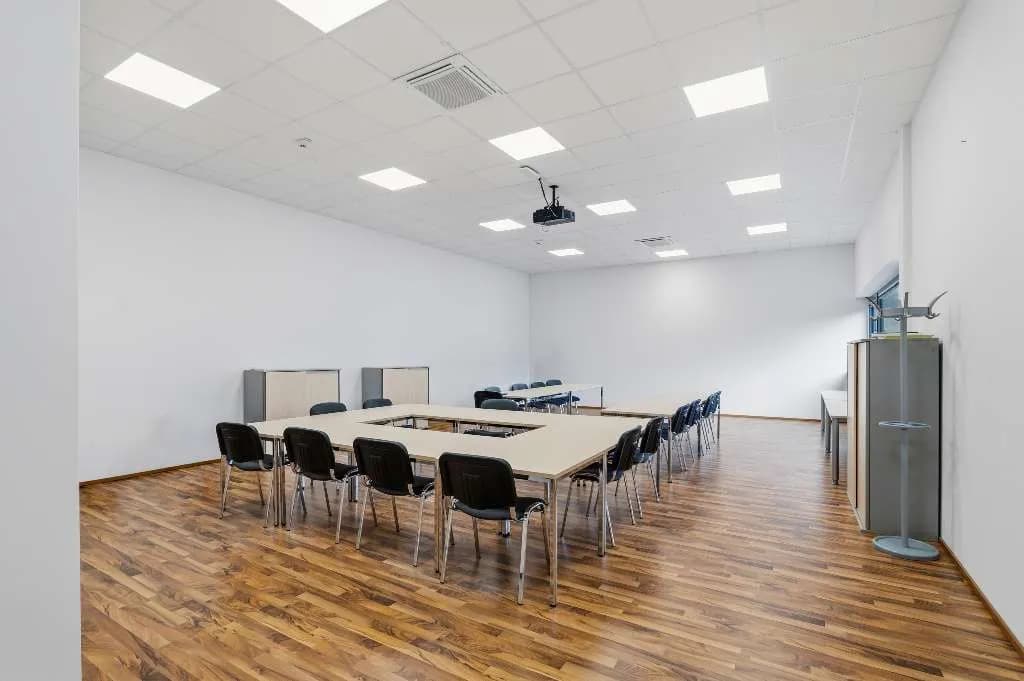 Gewerbeimmobilie mieten in Feldkirch – 4 600 m² – Bild 23 von 25