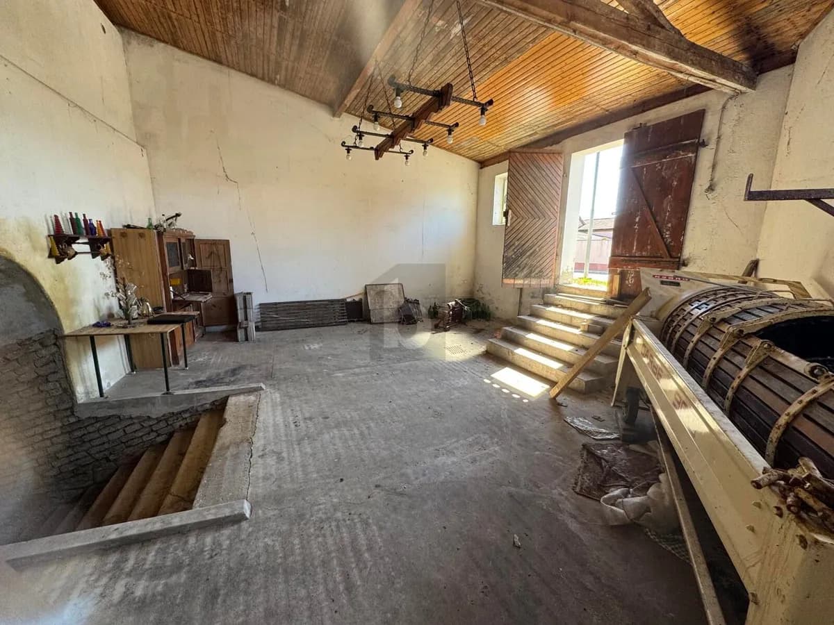 Gewerbeimmobilie kaufen in Tulln – 113 m², € 29.000