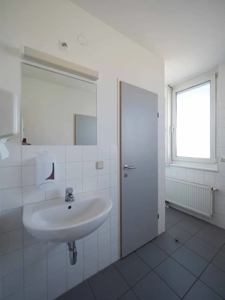 Gewerbeimmobilie mieten in Wien – 806 m², € 23.350 – Bild 7 von 19