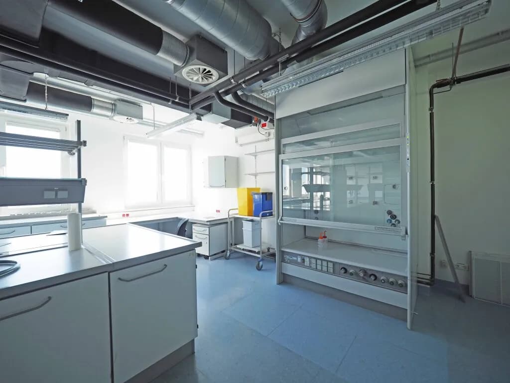 Gewerbeimmobilie mieten in Wien – 806 m², € 23.350 – Bild 12 von 19
