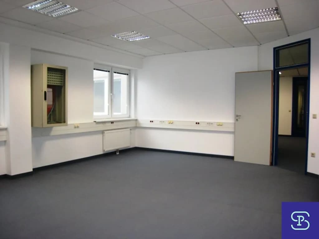 10-Zimmer-Gewerbeimmobilie mieten in Wien – 366 m², € 3.064 – Bild 5 von 7