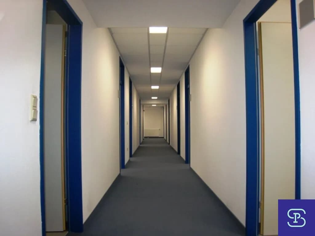 10-Zimmer-Gewerbeimmobilie mieten in Wien – 366 m², € 3.064 – Bild 6 von 7