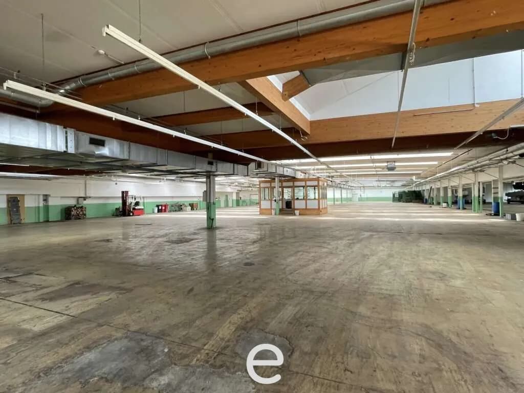 Immobilie mieten in Vöcklabruck – 4 118 m², € 25.000 – Bild 2 von 8