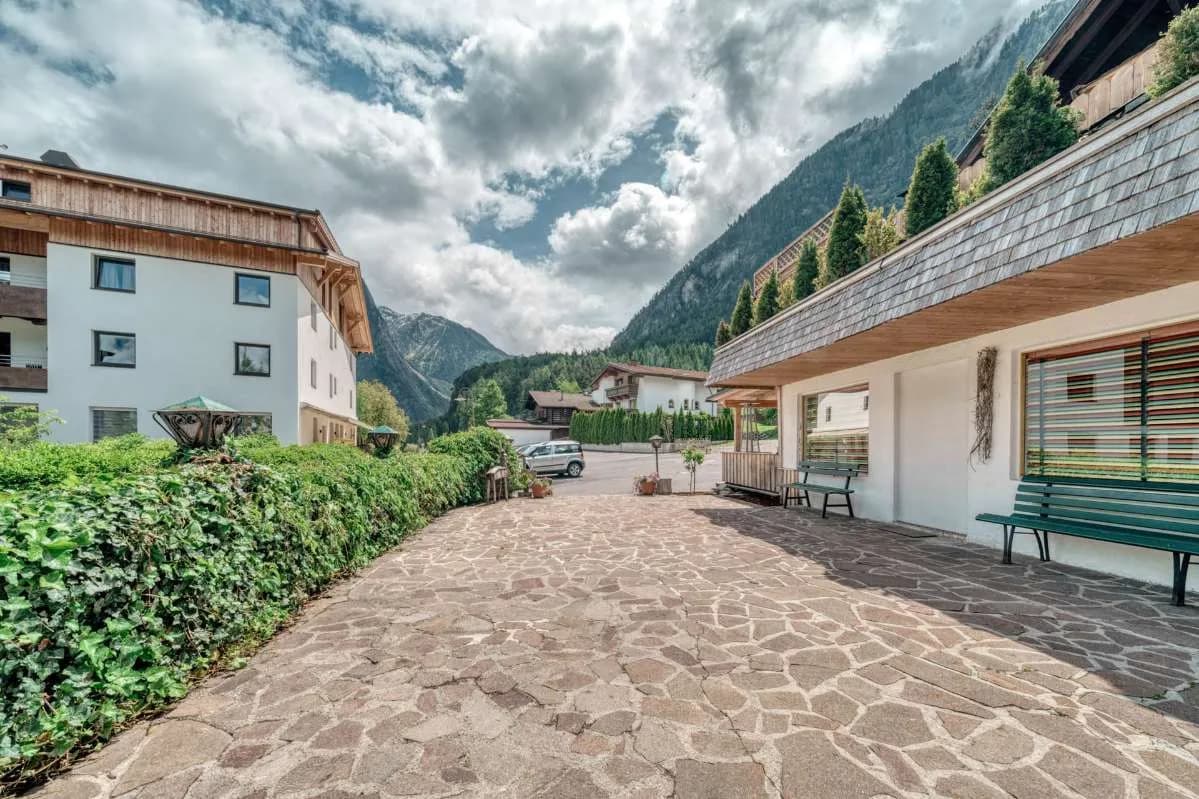 Gewerbeimmobilie kaufen in Imst – 1 888 m², € 1.450.000 – Bild 100 von 123