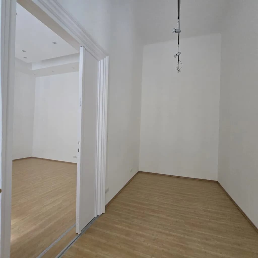 6-Zimmer-Gewerbeimmobilie mieten in Wien – 125 m², € 2.559 – Bild 13 von 35