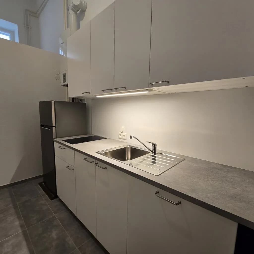 6-Zimmer-Gewerbeimmobilie mieten in Wien – 125 m², € 2.559 – Bild 18 von 35