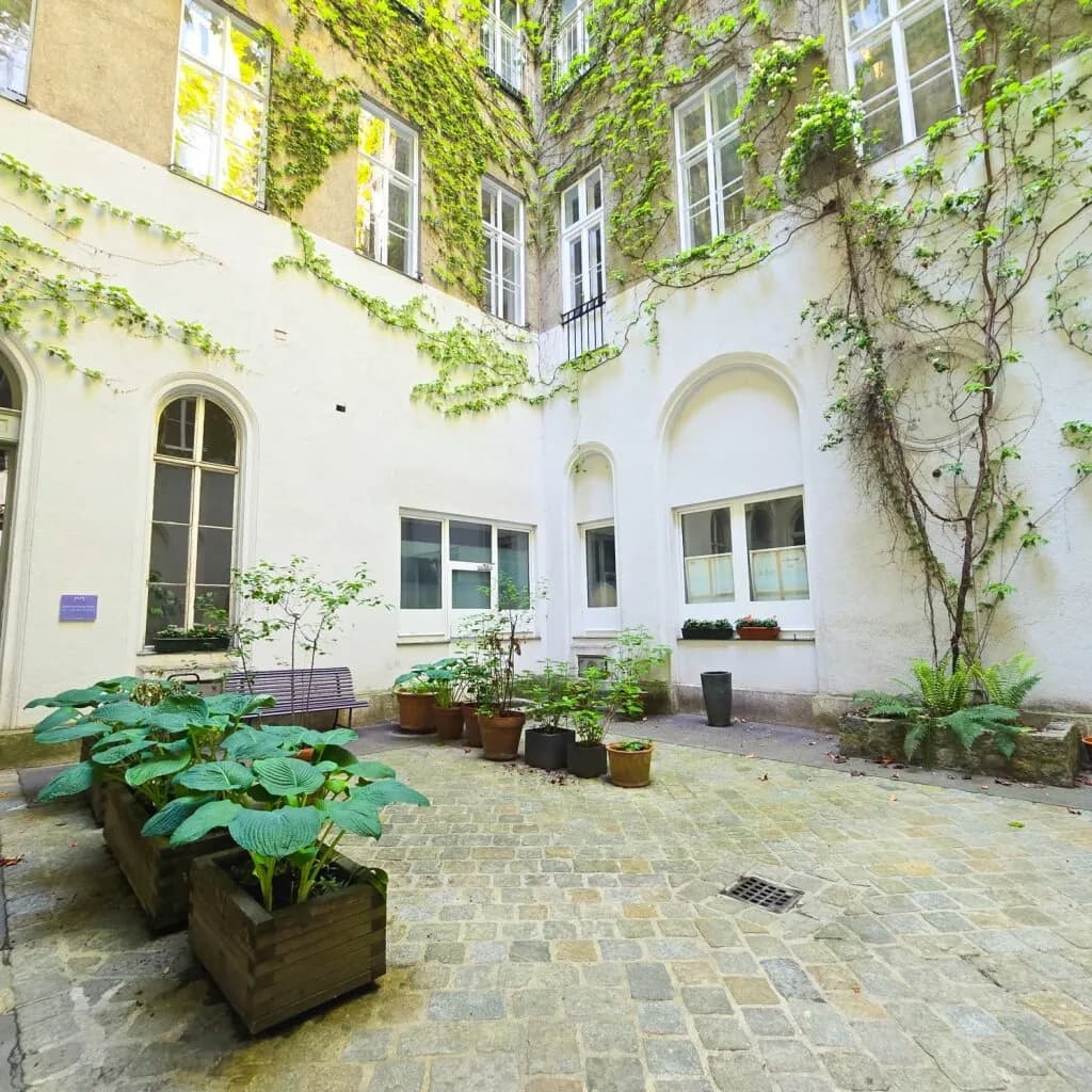 6-Zimmer-Gewerbeimmobilie mieten in Wien – 125 m², € 2.559 – Bild 29 von 35