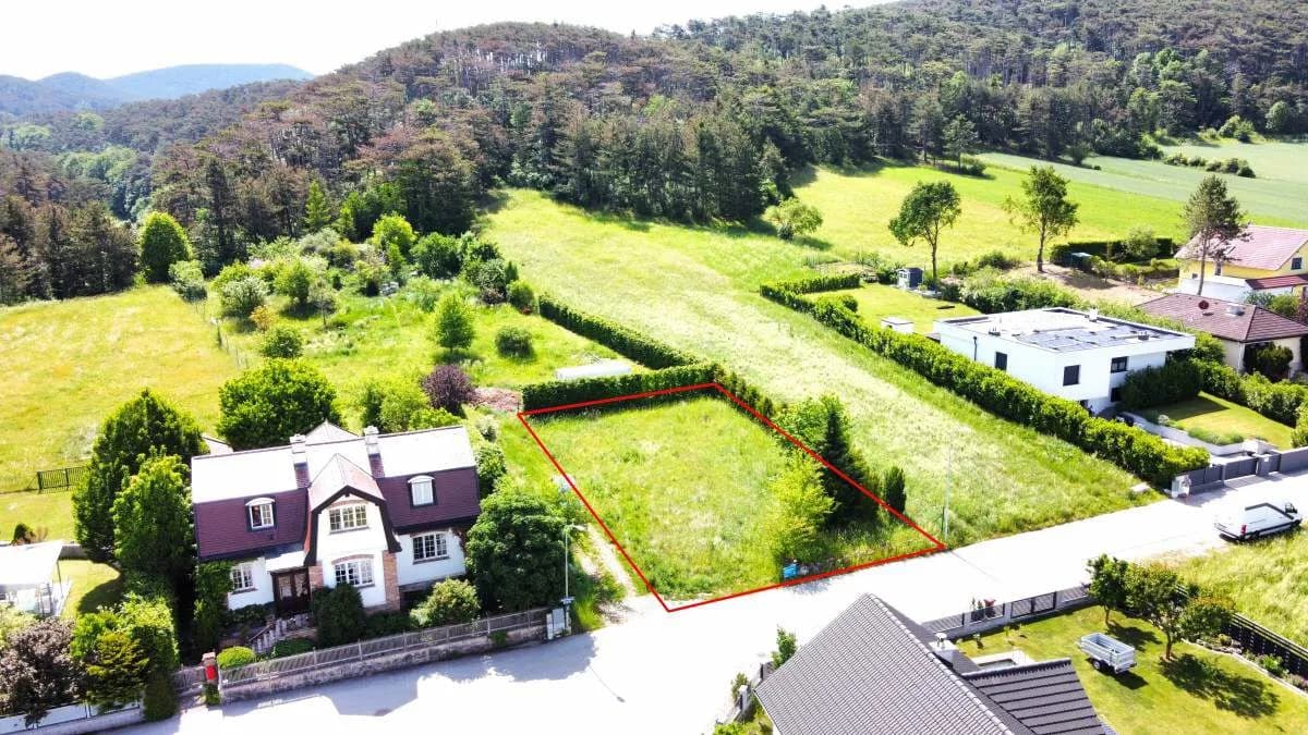 Grundstück kaufen in Baden – 570 m², € 225.000