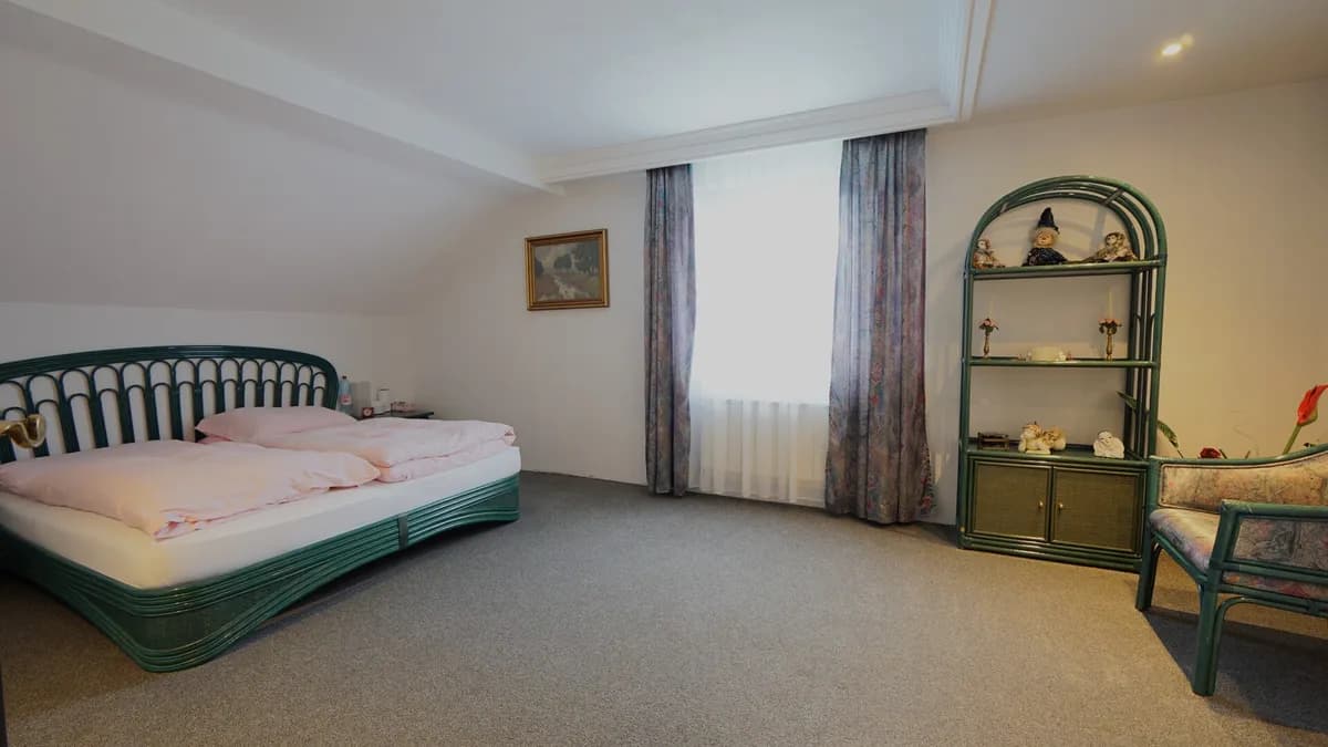 Haus kaufen in Vöcklabruck – 220 m², € 690.000 – Bild 10 von 21