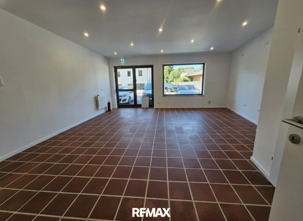 Gewerbeimmobilie kaufen in Zell am See – 85 m², € 199.000