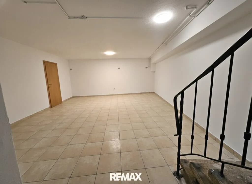 Gewerbeimmobilie kaufen in Zell am See – 85 m², € 199.000 – Bild 2 von 6