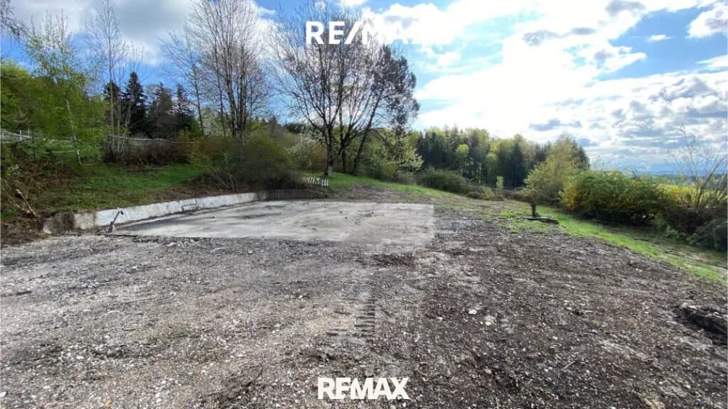 Grundstück kaufen in Vöcklabruck – 1 456 m², € 199.000 – Bild 3 von 12
