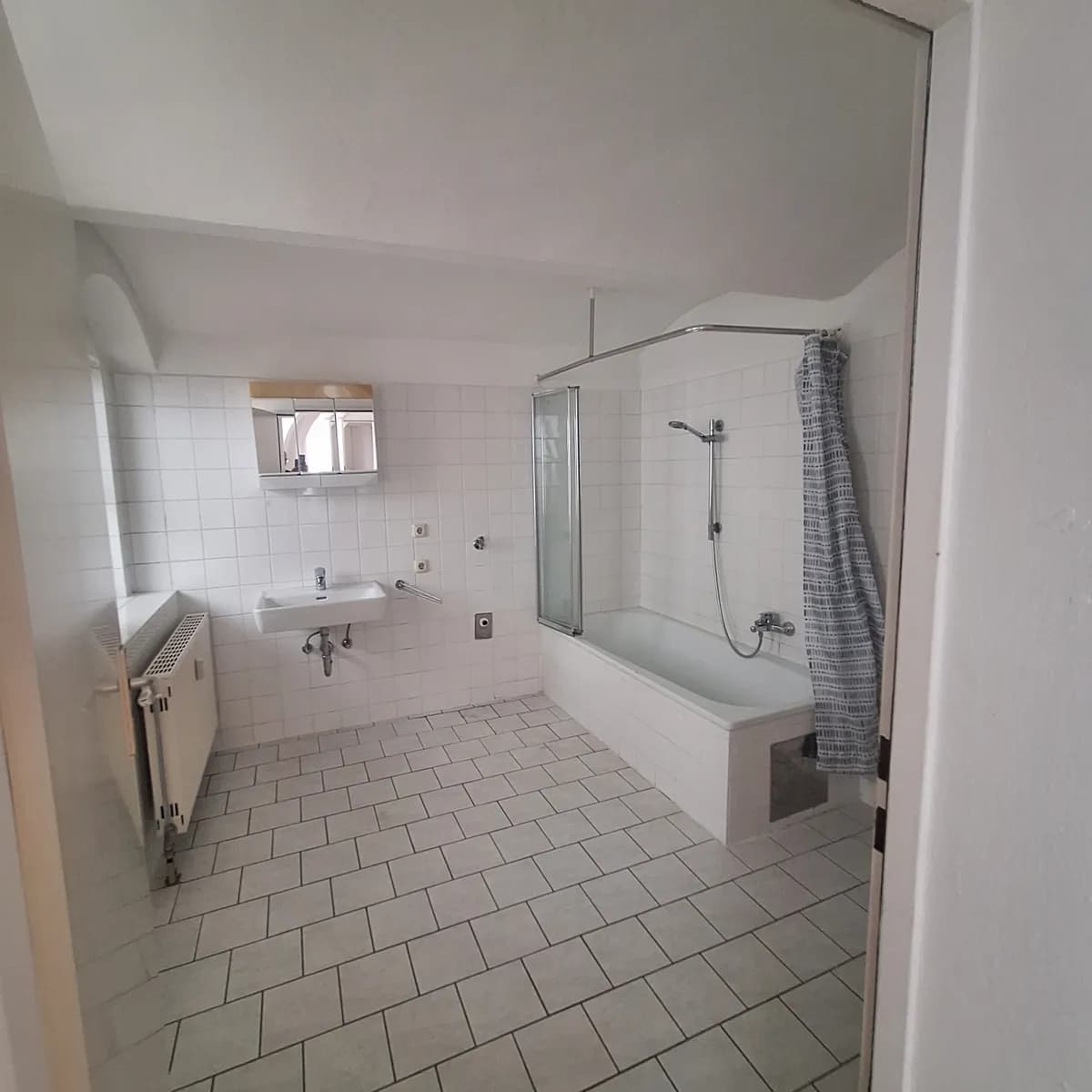 2-Zimmer-Wohnung mieten in Wels – 54 m², € 729