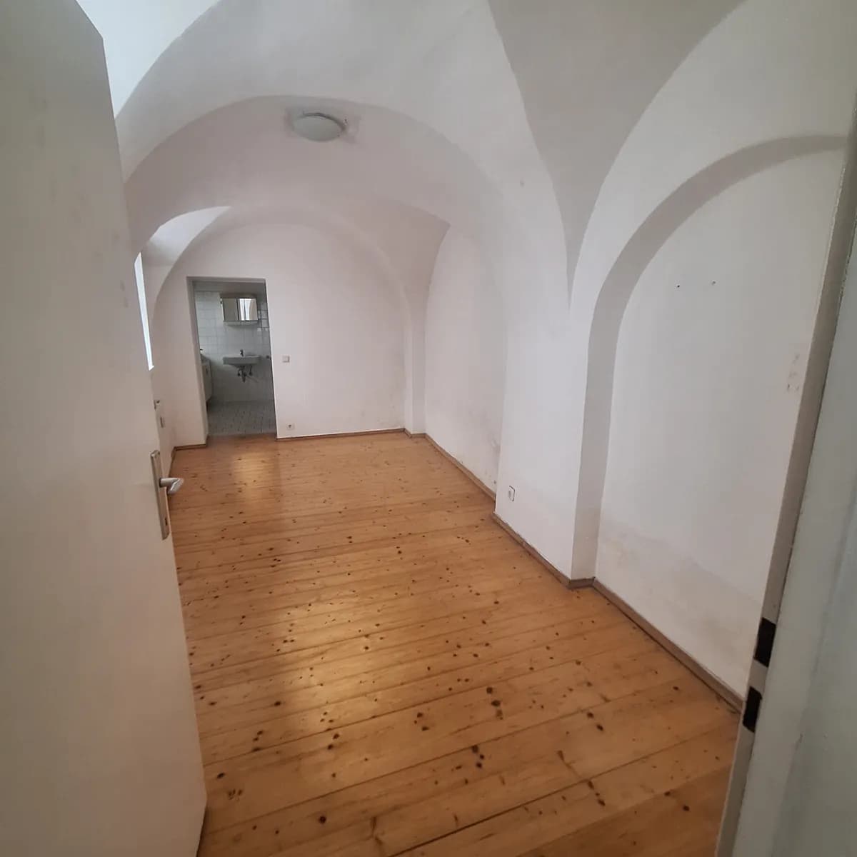 2-Zimmer-Wohnung mieten in Wels – 54 m², € 729 – Bild 2 von 6