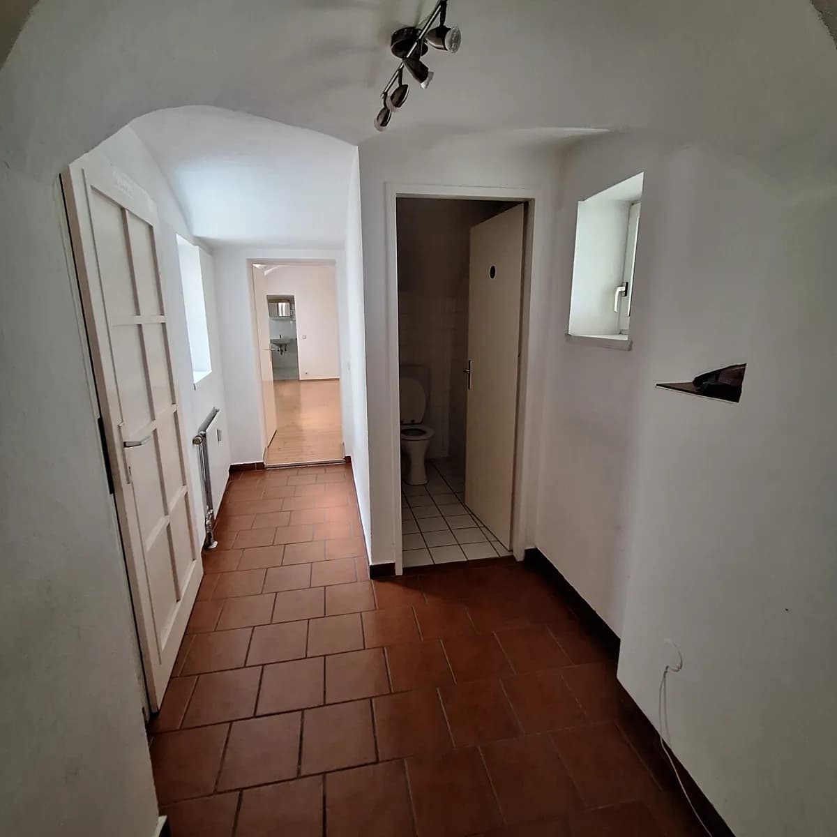 2-Zimmer-Wohnung mieten in Wels – 54 m², € 729 – Bild 3 von 6