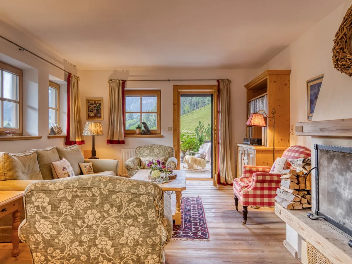 9-Zimmer-Haus kaufen in Kufstein – 305 m², € 2.200.000 – Bild 2 von 8