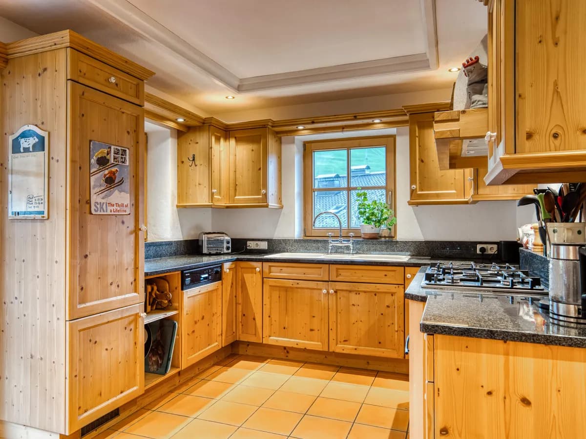 9-Zimmer-Haus kaufen in Kufstein – 305 m², € 2.200.000 – Bild 7 von 8