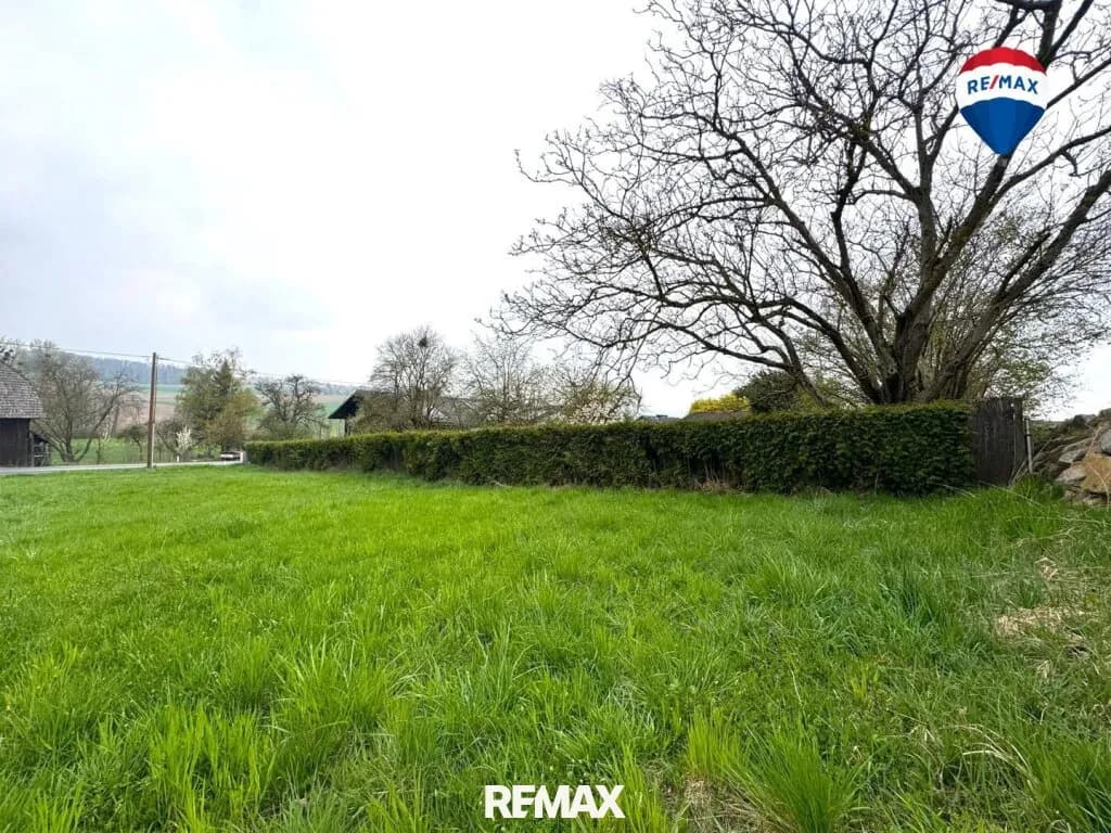 Grundstück kaufen in Eferding – 923 m², € 159.000