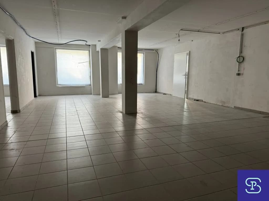 Gewerbeimmobilie mieten in Wien – 144 m², € 1.563