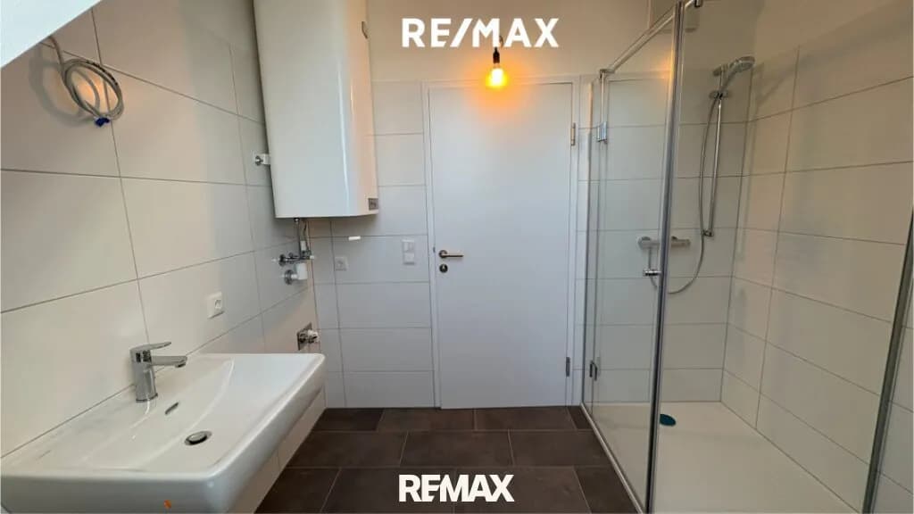 4-Zimmer-Wohnung mieten in Gmunden – 124 m², € 1.755 – Bild 12 von 14
