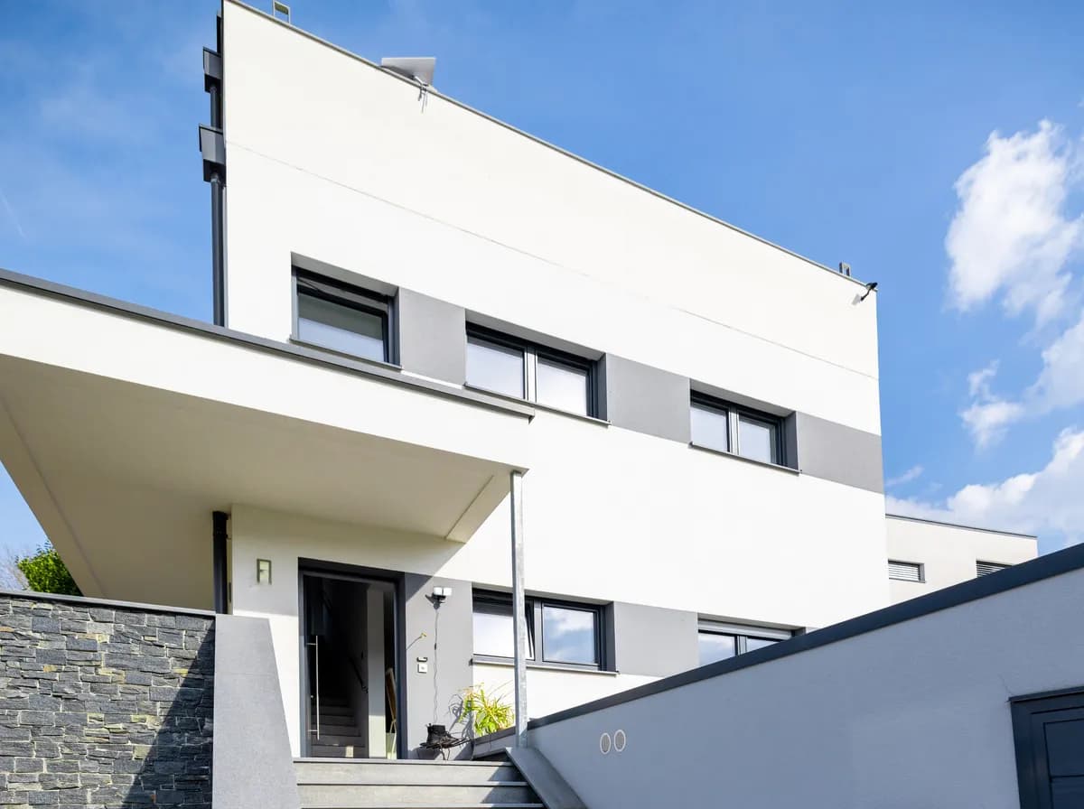 Haus kaufen in Vöcklabruck – 331 m², € 995.000