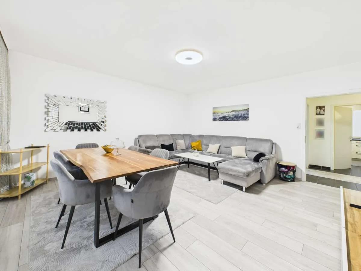 4-Zimmer-Wohnung kaufen in Wels – 95 m², € 215.000 – Bild 3 von 32