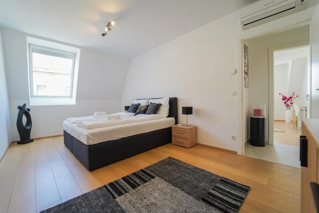 4-Zimmer-Wohnung mieten in Wien – 178 m², € 4.350 – Bild 4 von 19