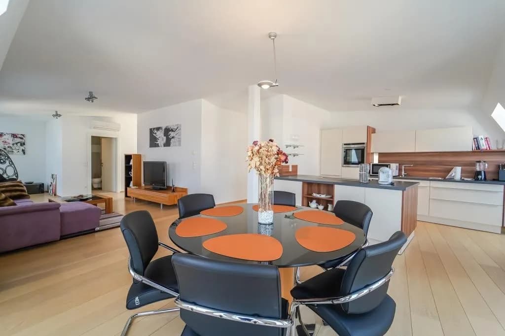4-Zimmer-Wohnung mieten in Wien – 178 m², € 4.350 – Bild 12 von 19