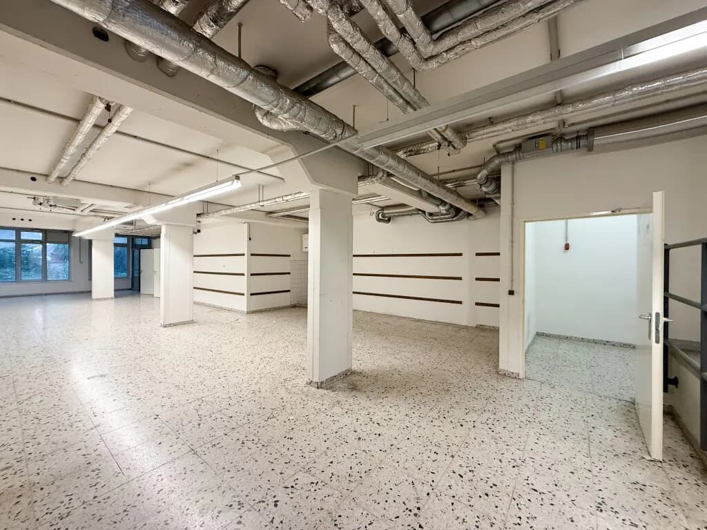 2-Zimmer-Gewerbeimmobilie mieten in Wien – 643 m², € 9.780 – Bild 9 von 27