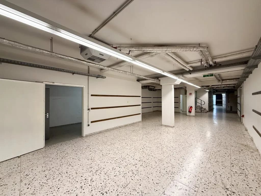 2-Zimmer-Gewerbeimmobilie mieten in Wien – 643 m², € 9.780 – Bild 14 von 27