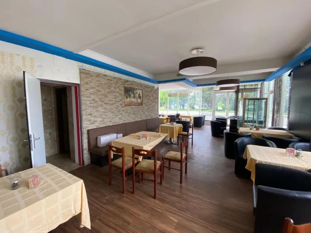 Gewerbeimmobilie kaufen in Wiener Neustadt – 220 m², € 189.900 – Bild 3 von 9