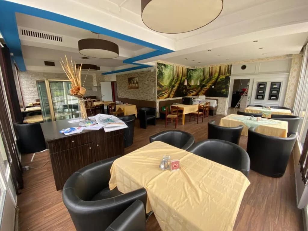 Gewerbeimmobilie kaufen in Wiener Neustadt – 220 m², € 189.900 – Bild 4 von 9