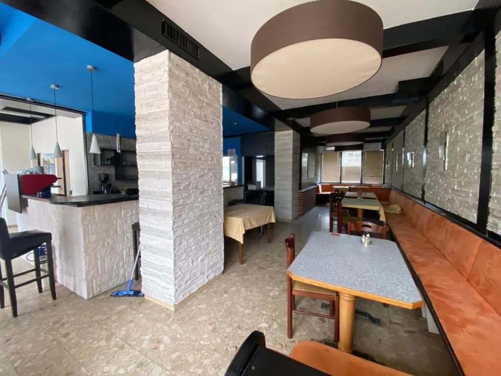 Gewerbeimmobilie kaufen in Wiener Neustadt – 220 m², € 189.900 – Bild 5 von 9