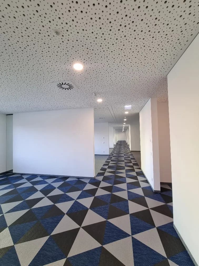 Gewerbeimmobilie mieten in Wels-Land – 351 m², € 13 – Bild 5 von 14