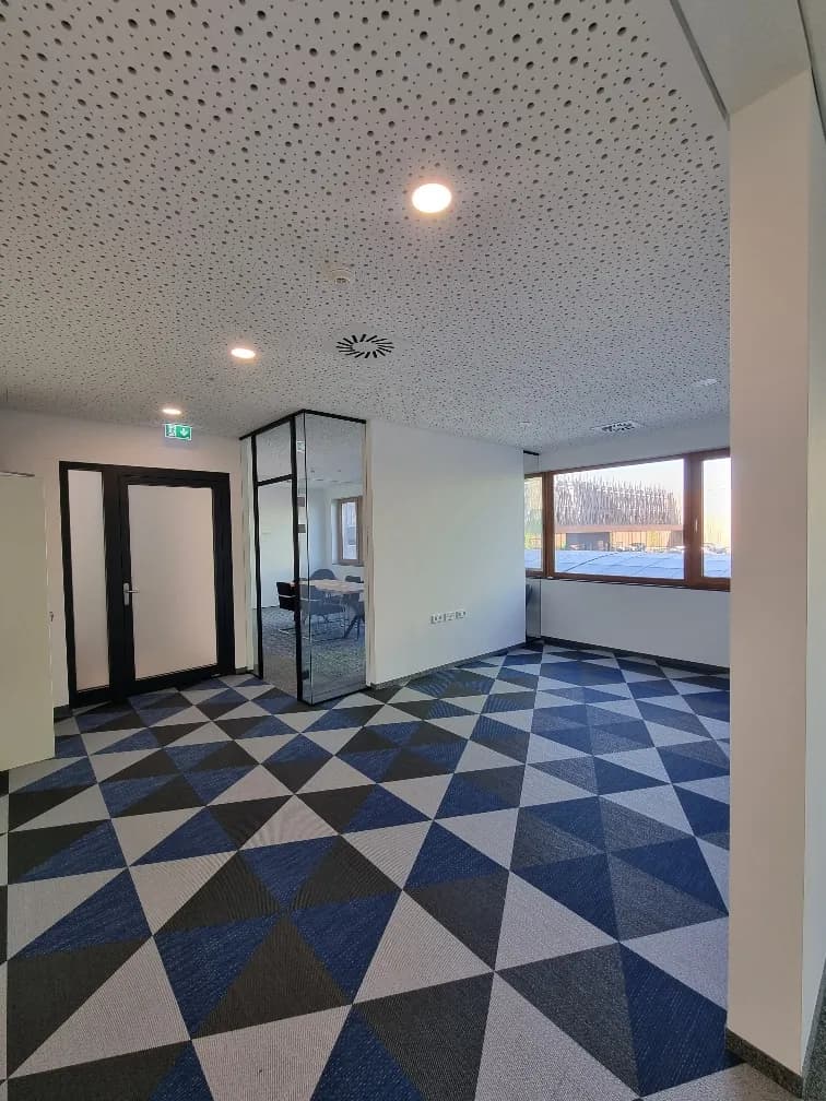 Gewerbeimmobilie mieten in Wels-Land – 351 m², € 13 – Bild 6 von 14